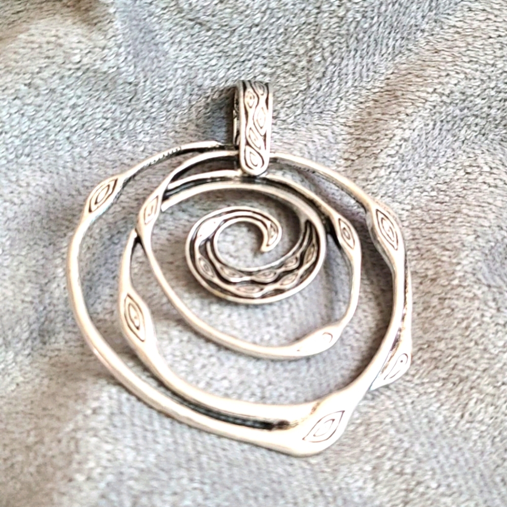 Silver Swirl Magnetic Enhancer
